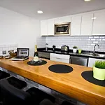 Апартаменти Club Valena 3, Modern Apartment, Wifi, Close To Amenities, At Matagorda *