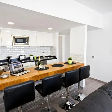 Club Valena 3, Modern Apartment, Wifi, Close To Amenities, At Matagorda Apartment Puerto del Carmen (Lanzarote)