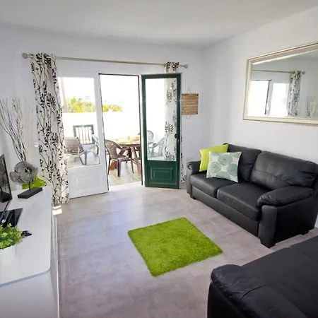 Appartement Club Valena 3, Modern Apartment, Wifi, Close To Amenities, At Matagorda Puerto del Carmen (Lanzarote)