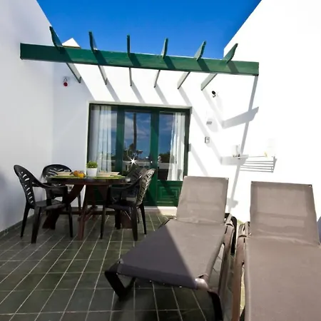 Appartement Club Valena 3, Modern Apartment, Wifi, Close To Amenities, At Matagorda Puerto del Carmen (Lanzarote)