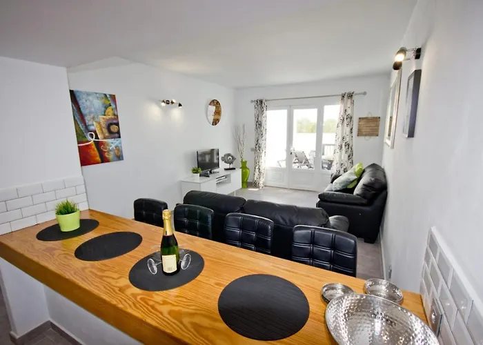 公寓 Club Valena 3, Modern Apartment, Wifi, Close To Amenities, At Matagorda *